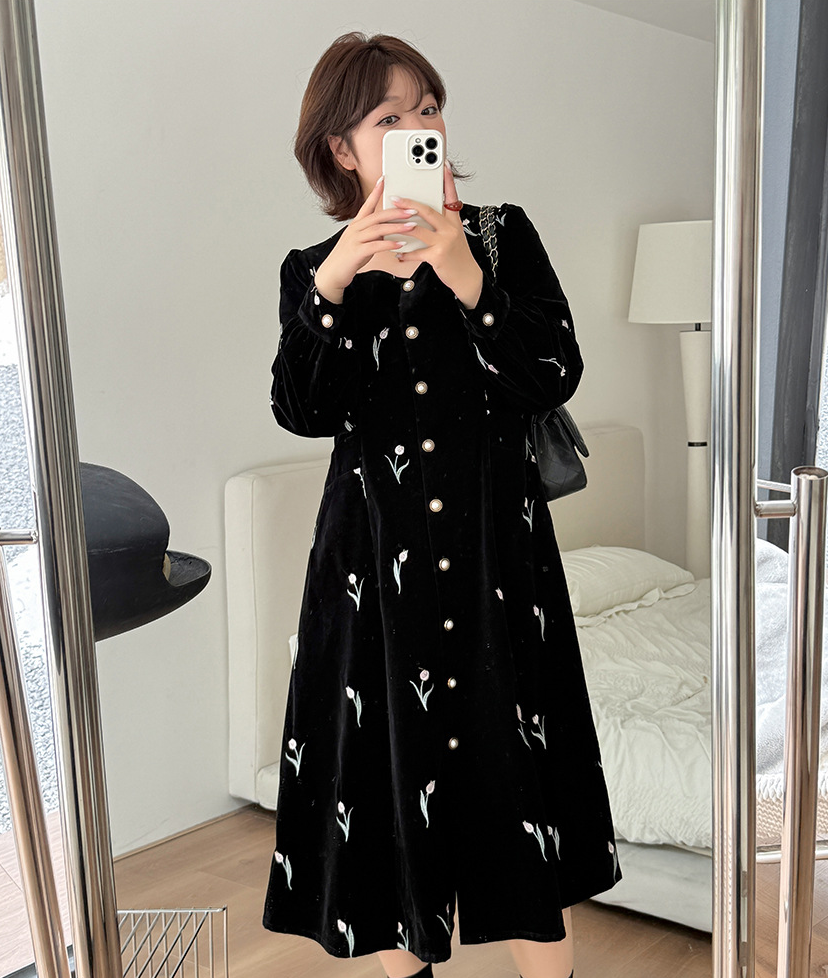 大きいサイズ レディース フレンチスクエアネックチューリップ刺繍ベルベットワンピース LL 3L 4L 5L