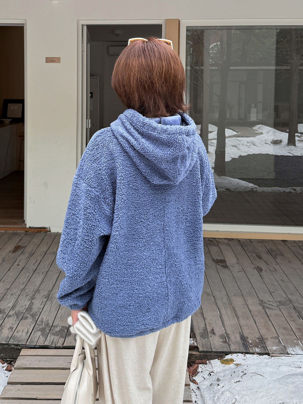 大きいサイズ レディース 刺繍ロゴ付きプルオーバーふわふわフリースパーカー LL 3L 4L 5L