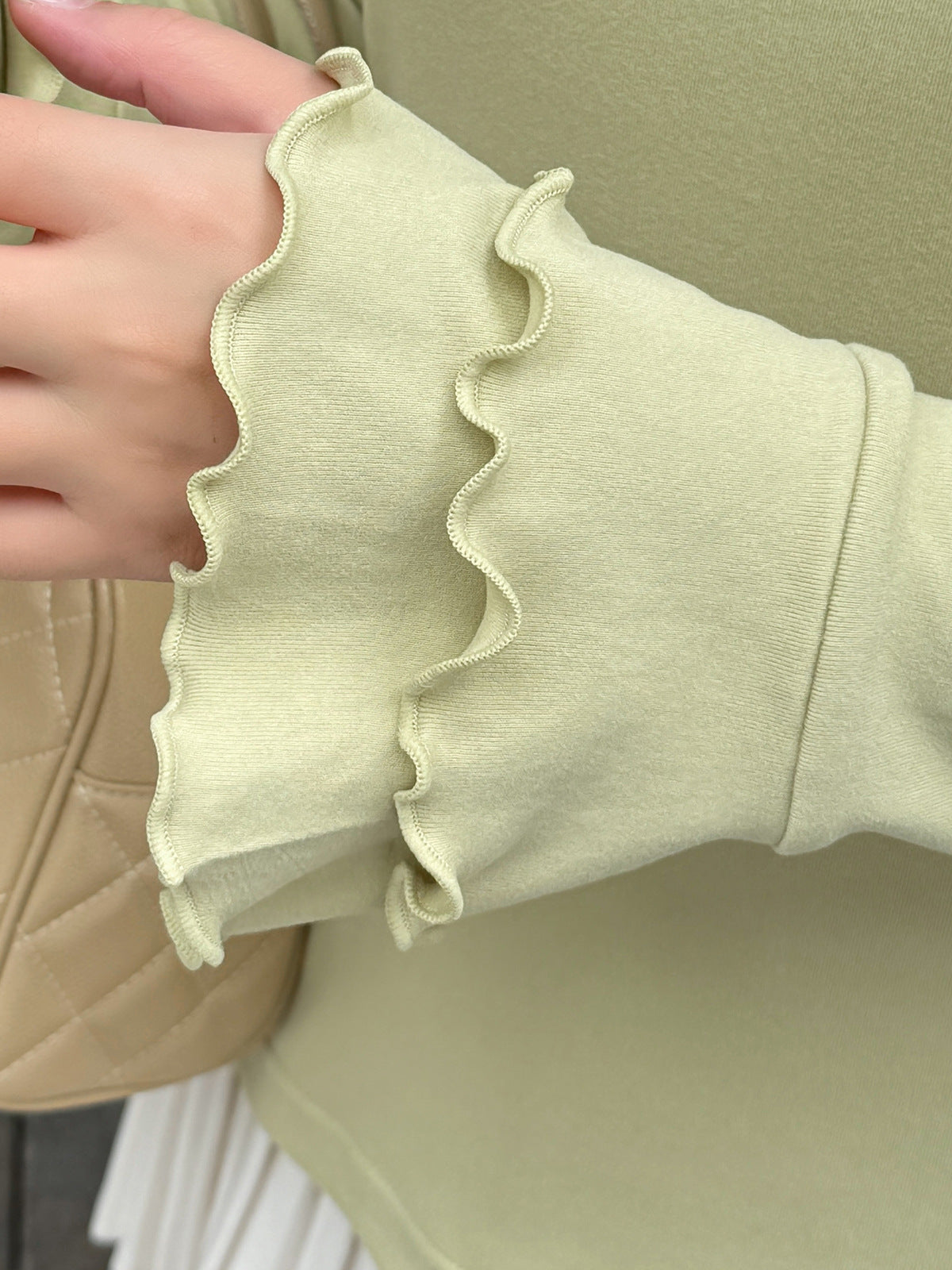 大きいサイズ レディース フリルネックスリムフィット長袖トップス LL 3L 4L 5L